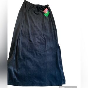 Long black velvet skirt size M